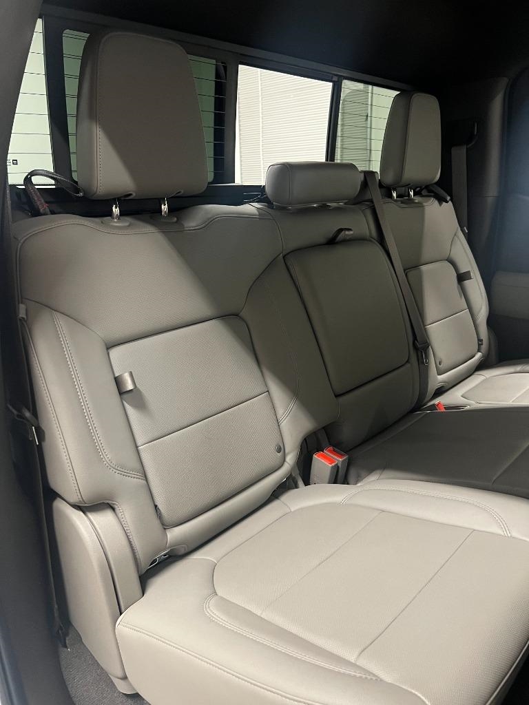 GMC Sierra 1500 SLT Crew Cab Long Box 4WD 2020