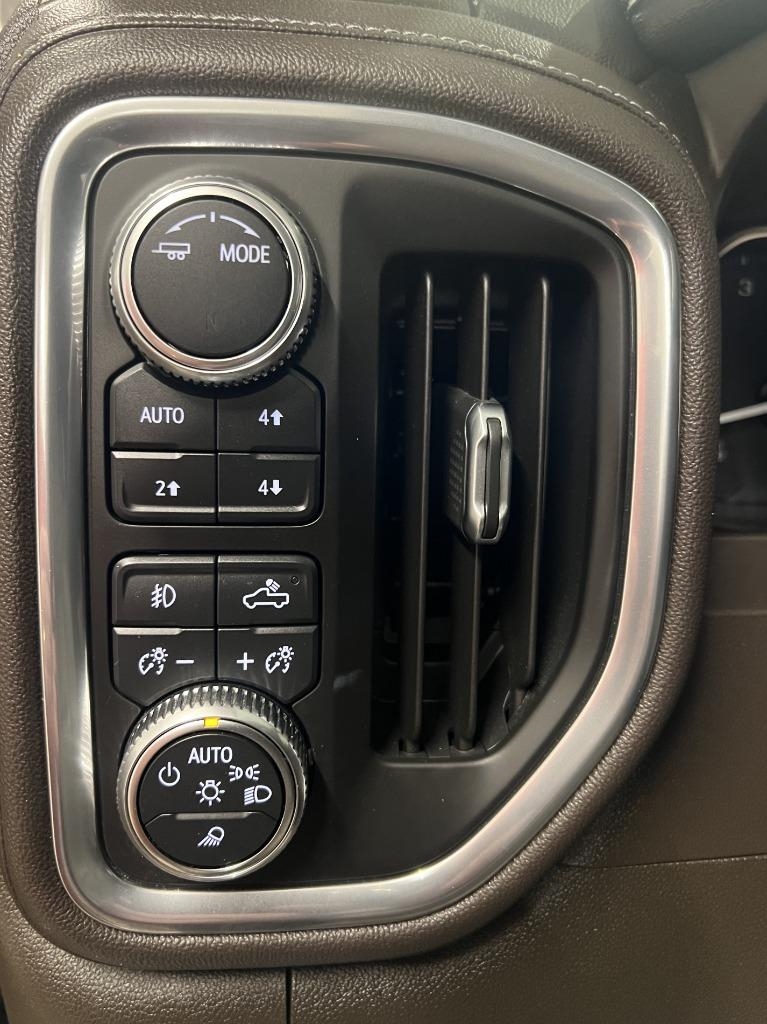 GMC Sierra 1500 SLT Crew Cab Long Box 4WD 2020