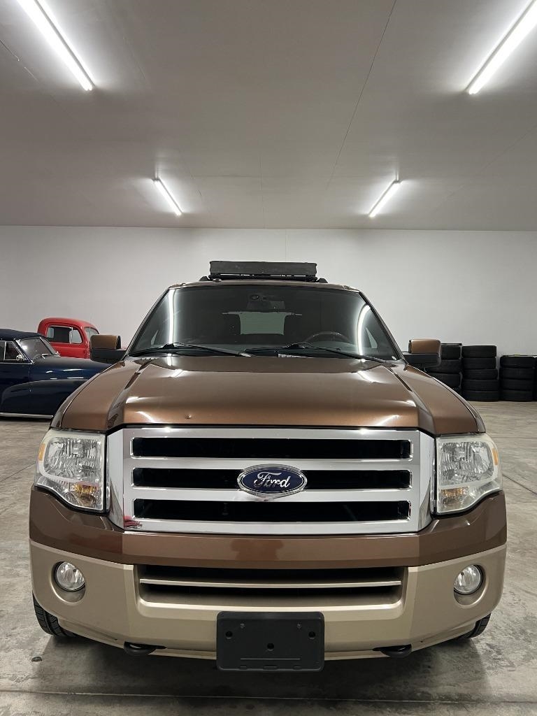 Ford Expedition King Ranch 4WD 2011