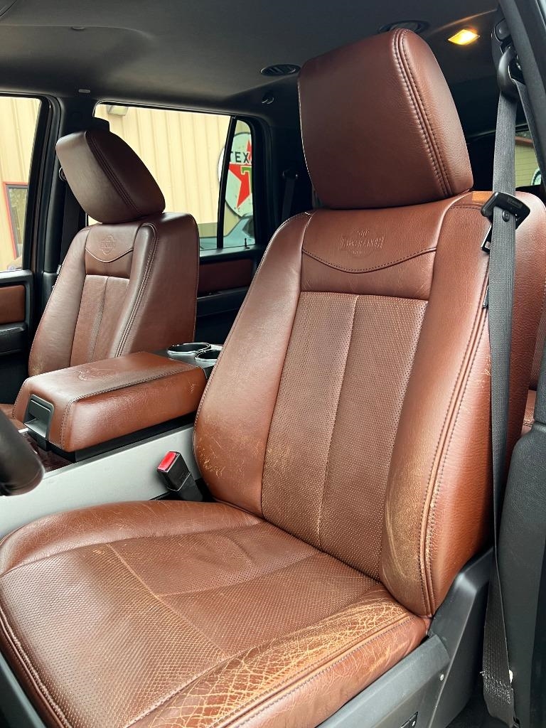 Ford Expedition King Ranch 4WD 2011