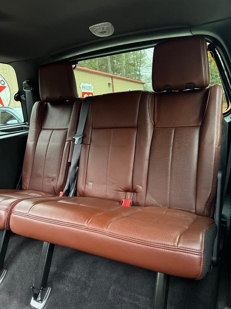 Ford Expedition King Ranch 4WD 2011