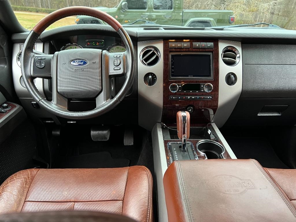 Ford Expedition King Ranch 4WD 2011
