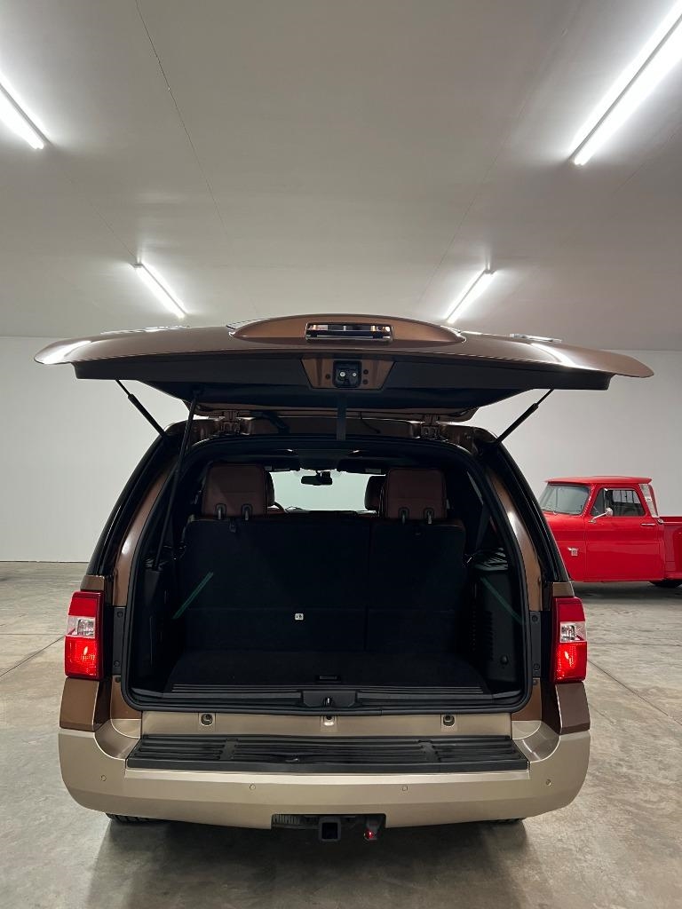 Ford Expedition King Ranch 4WD 2011