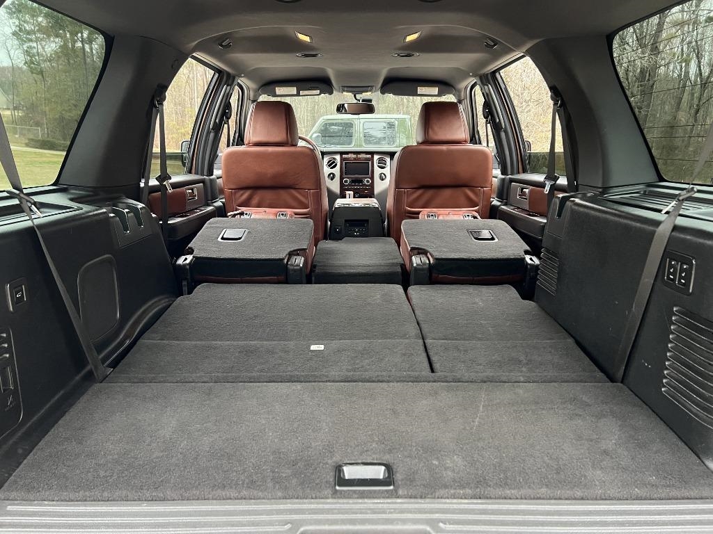 Ford Expedition King Ranch 4WD 2011