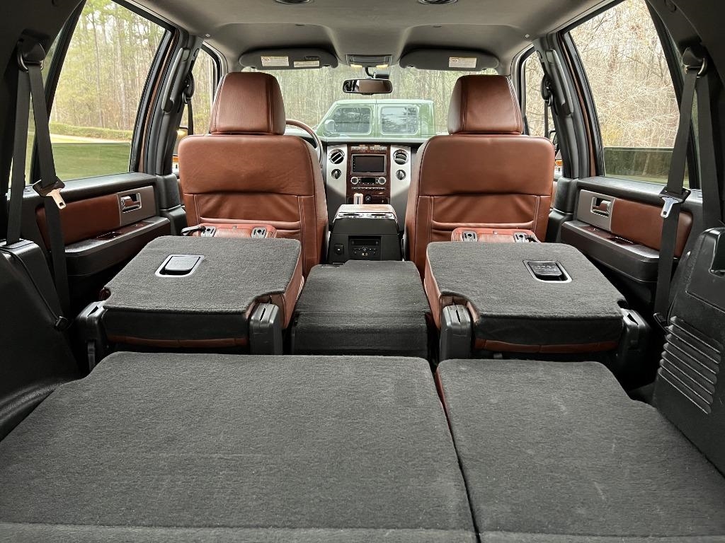 Ford Expedition King Ranch 4WD 2011