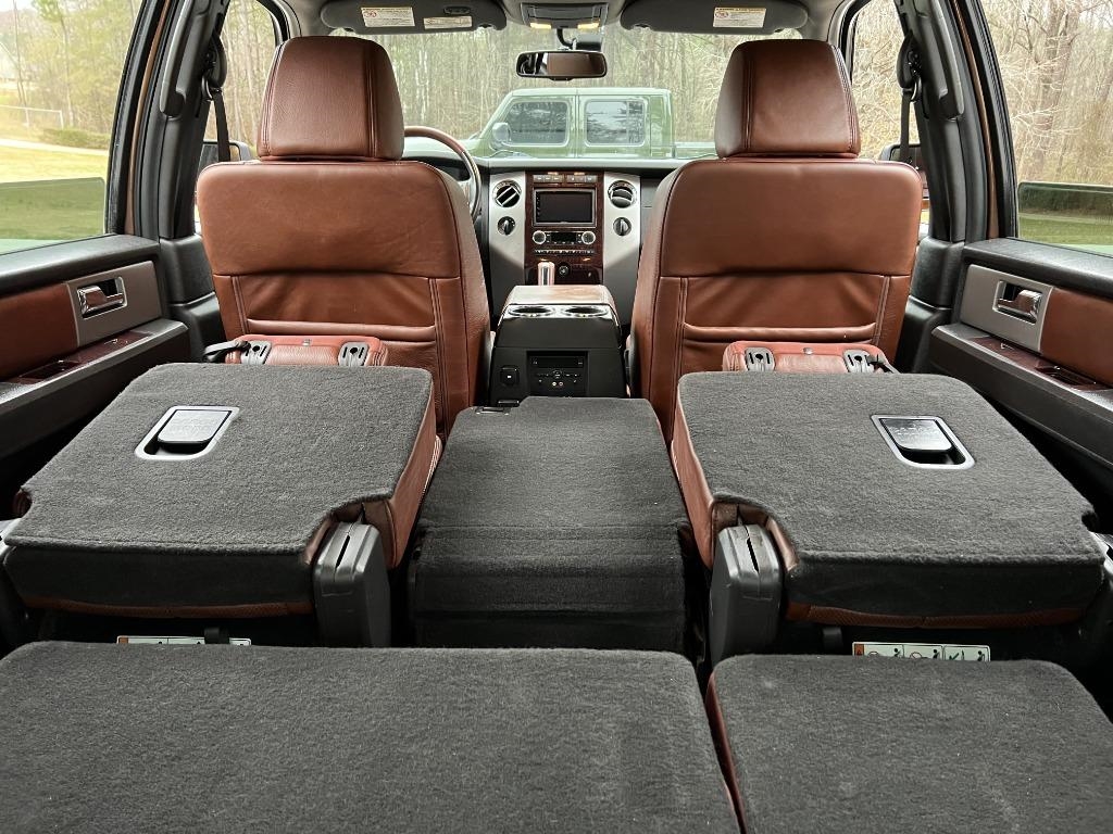 Ford Expedition King Ranch 4WD 2011