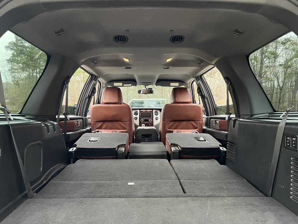 Ford Expedition King Ranch 4WD 2011