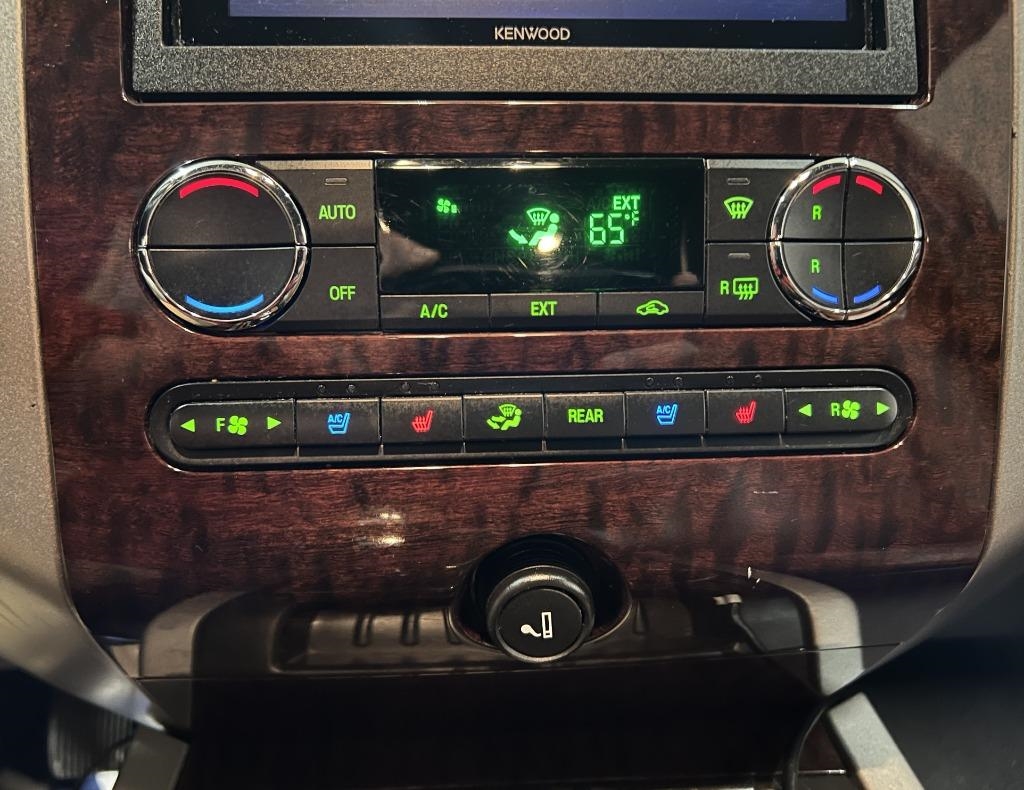 Ford Expedition King Ranch 4WD 2011