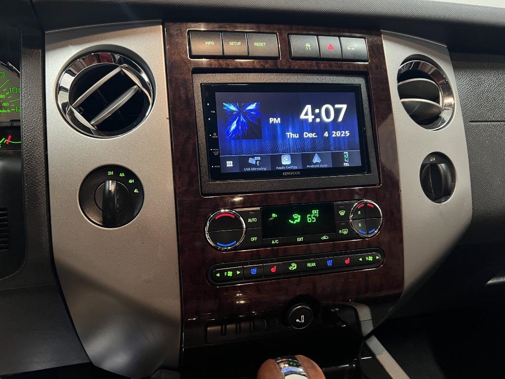 Ford Expedition King Ranch 4WD 2011