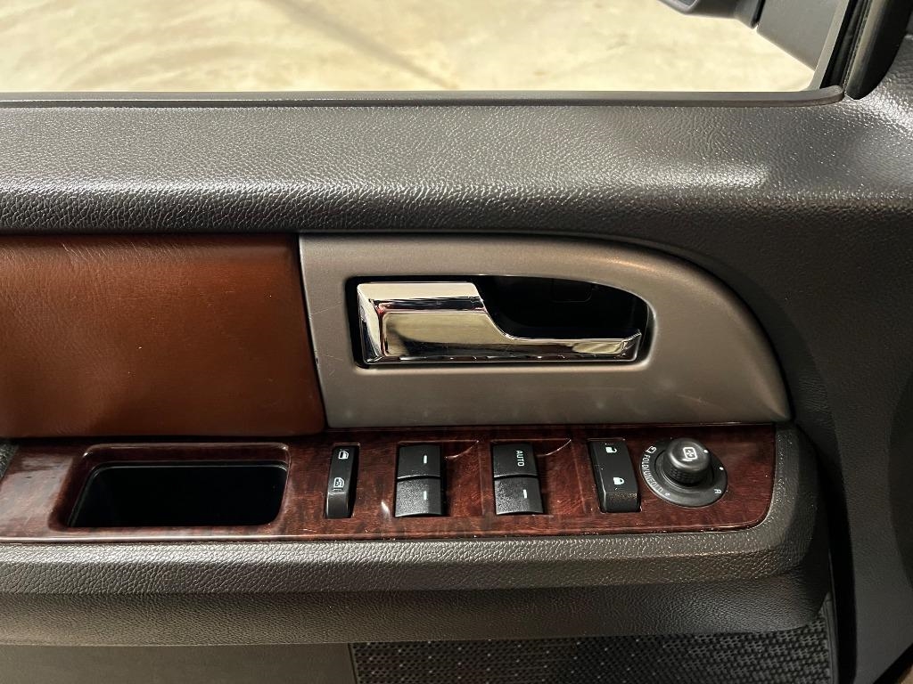 Ford Expedition King Ranch 4WD 2011