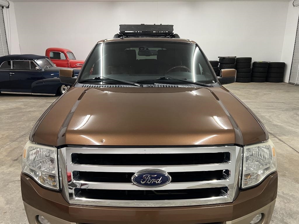 Ford Expedition King Ranch 4WD 2011