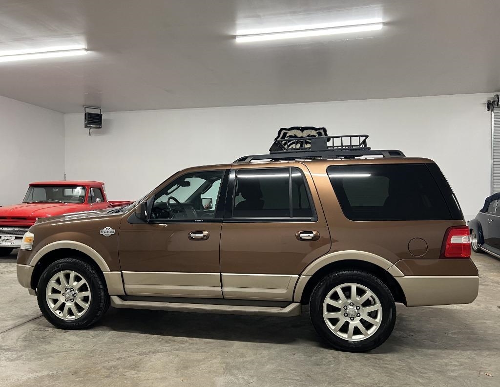 Ford Expedition King Ranch 4WD 2011