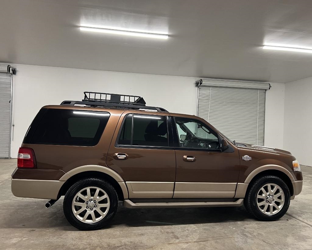 Ford Expedition King Ranch 4WD 2011