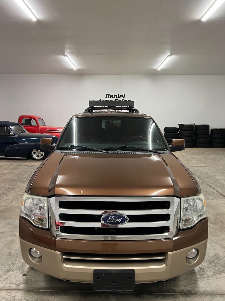Ford Expedition King Ranch 4WD 2011