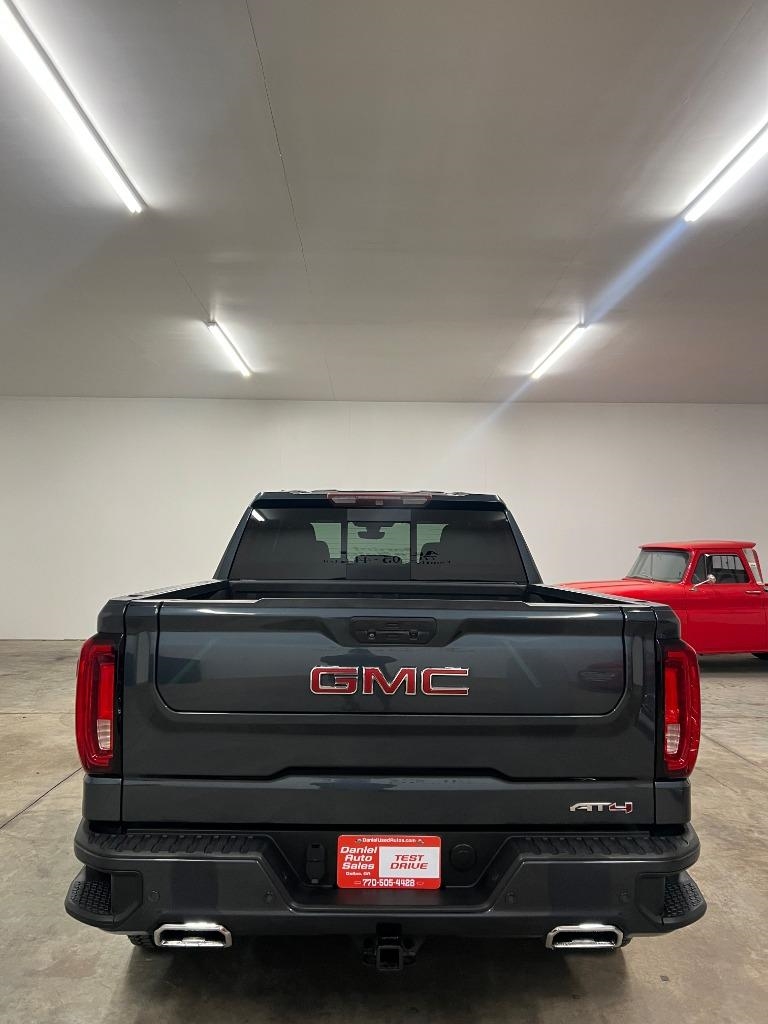 GMC Sierra 1500 AT4 Crew Cab Long Box 4WD 2019