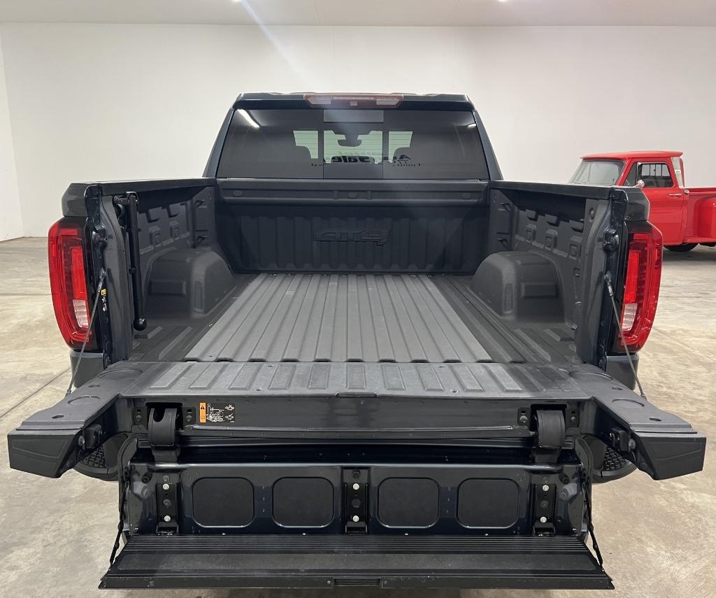 GMC Sierra 1500 AT4 Crew Cab Long Box 4WD 2019