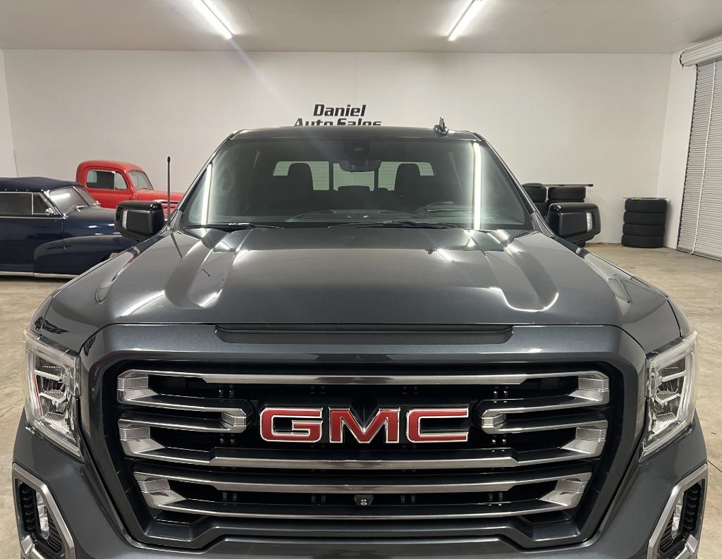 GMC Sierra 1500 AT4 Crew Cab Long Box 4WD 2019