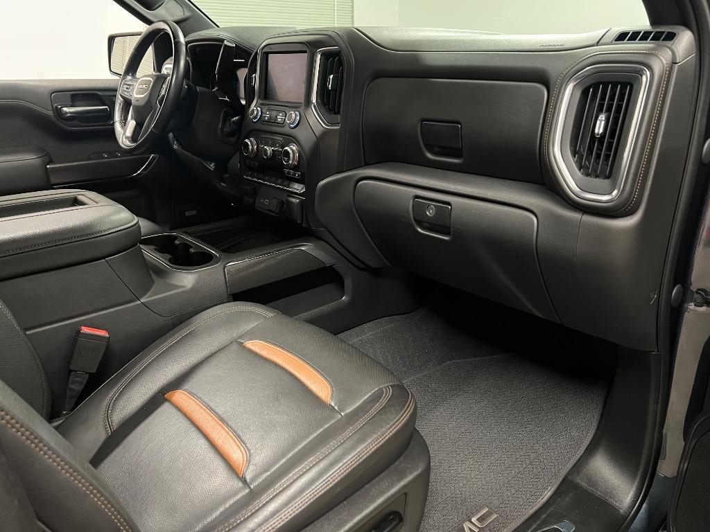 GMC Sierra 1500 AT4 Crew Cab Long Box 4WD 2019