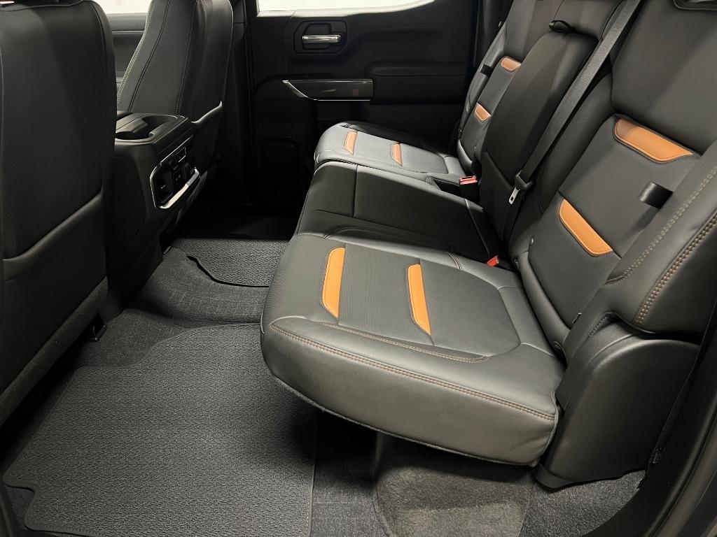 GMC Sierra 1500 AT4 Crew Cab Long Box 4WD 2019