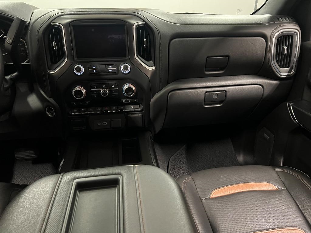 GMC Sierra 1500 AT4 Crew Cab Long Box 4WD 2019