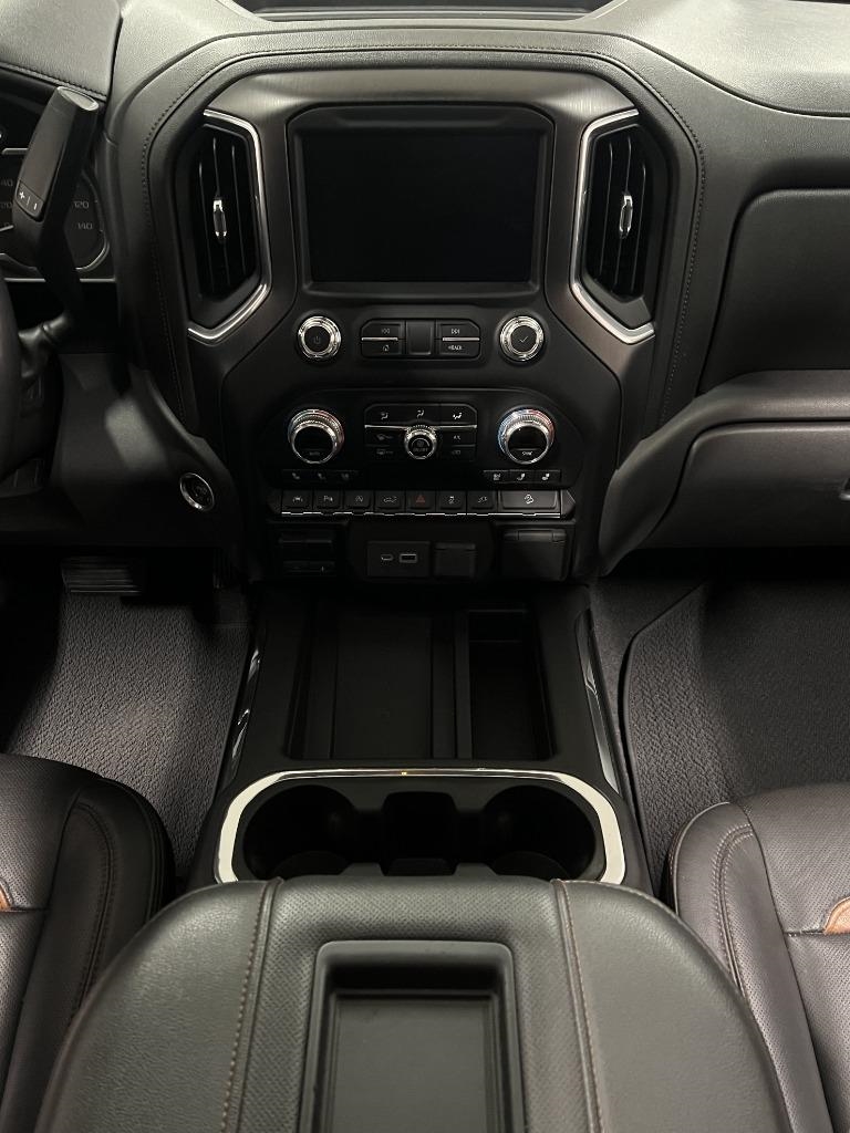 GMC Sierra 1500 AT4 Crew Cab Long Box 4WD 2019