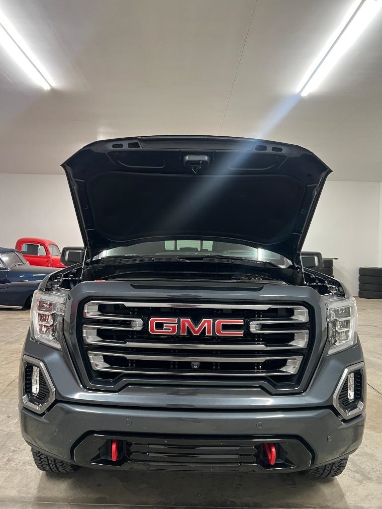 GMC Sierra 1500 AT4 Crew Cab Long Box 4WD 2019