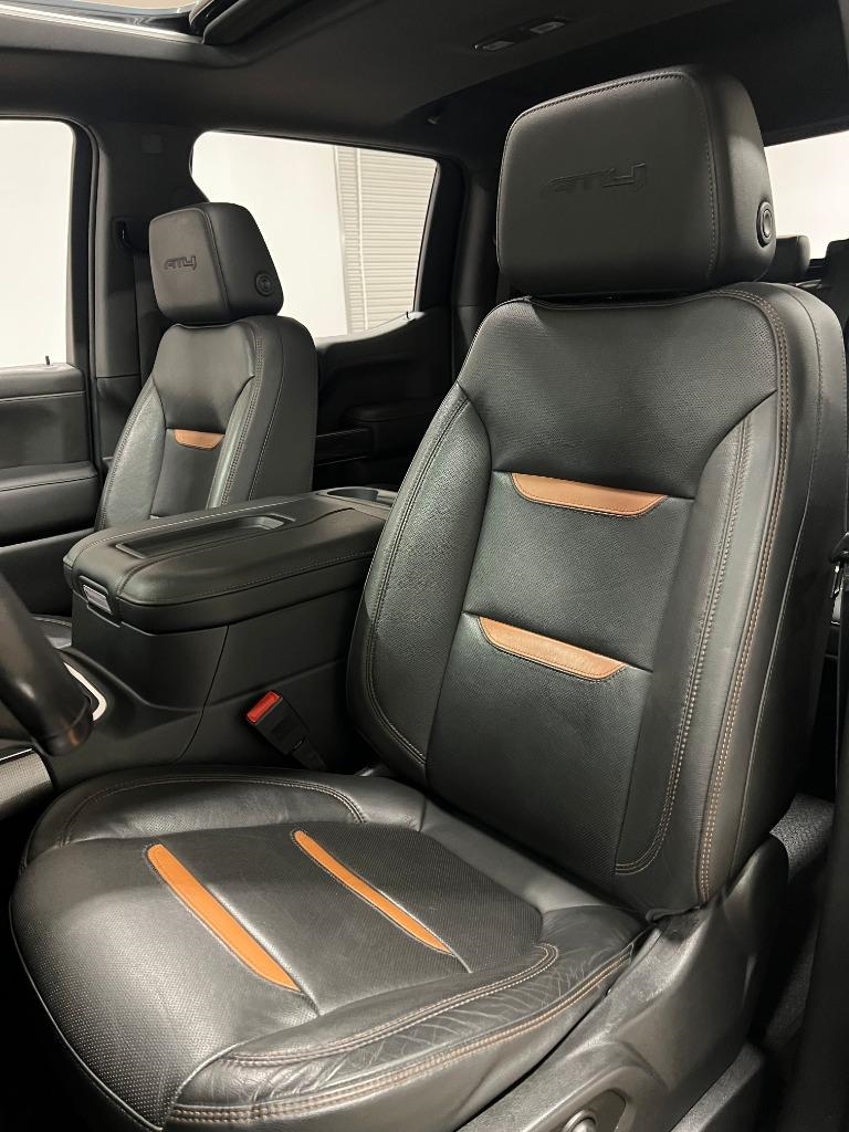 GMC Sierra 1500 AT4 Crew Cab Long Box 4WD 2019