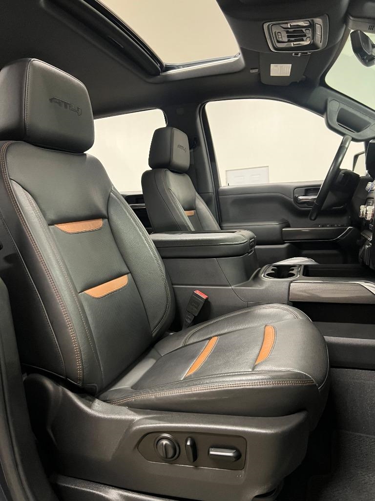 GMC Sierra 1500 AT4 Crew Cab Long Box 4WD 2019