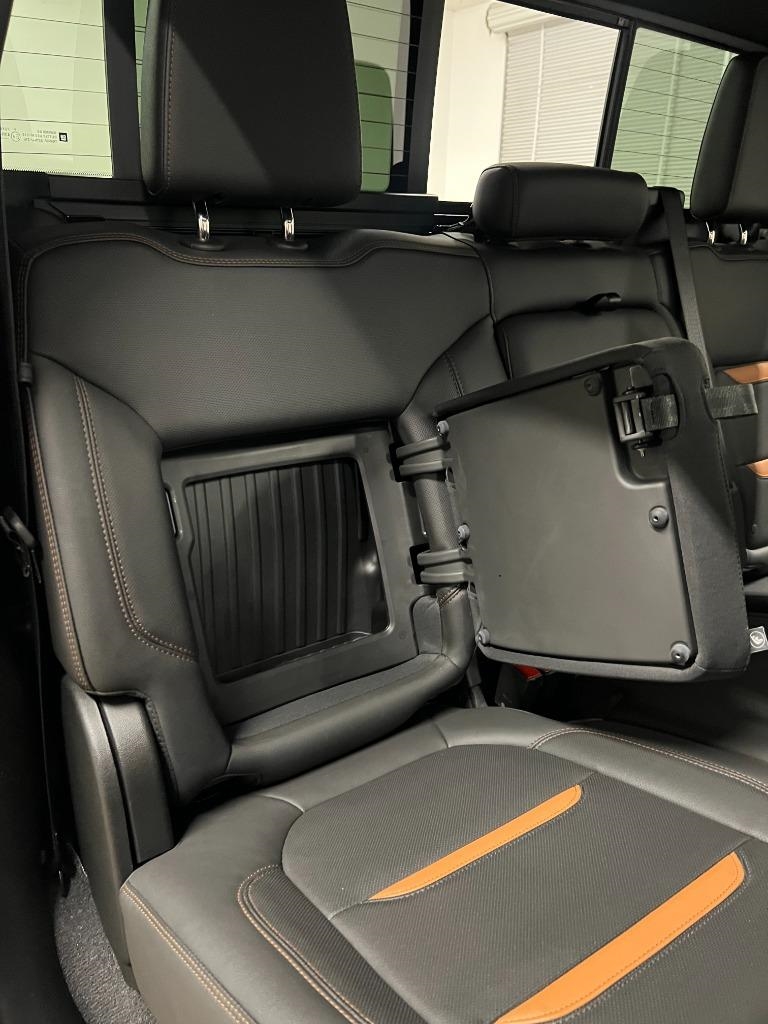 GMC Sierra 1500 AT4 Crew Cab Long Box 4WD 2019