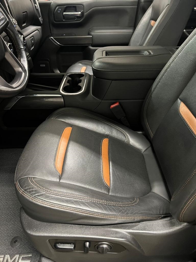 GMC Sierra 1500 AT4 Crew Cab Long Box 4WD 2019