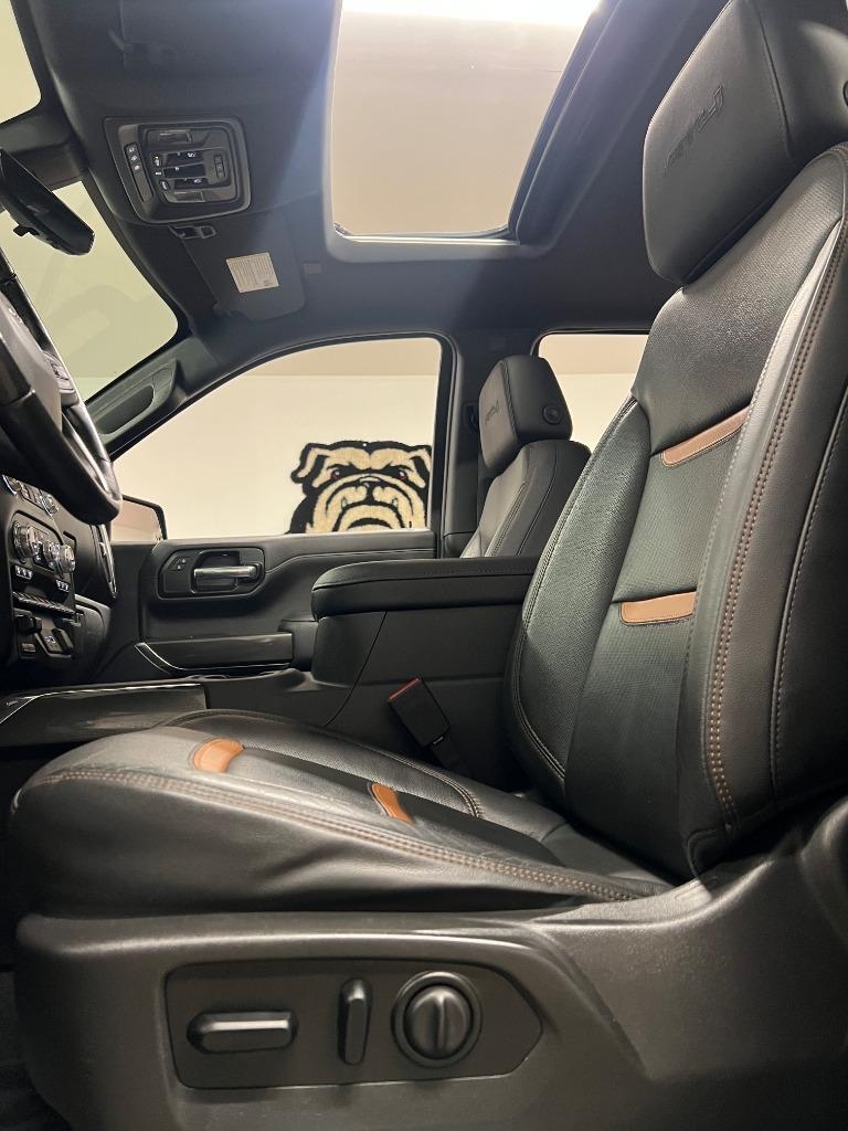 GMC Sierra 1500 AT4 Crew Cab Long Box 4WD 2019