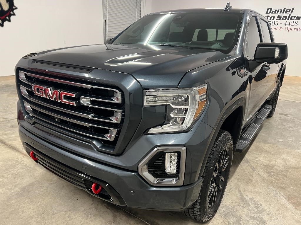 GMC Sierra 1500 AT4 Crew Cab Long Box 4WD 2019