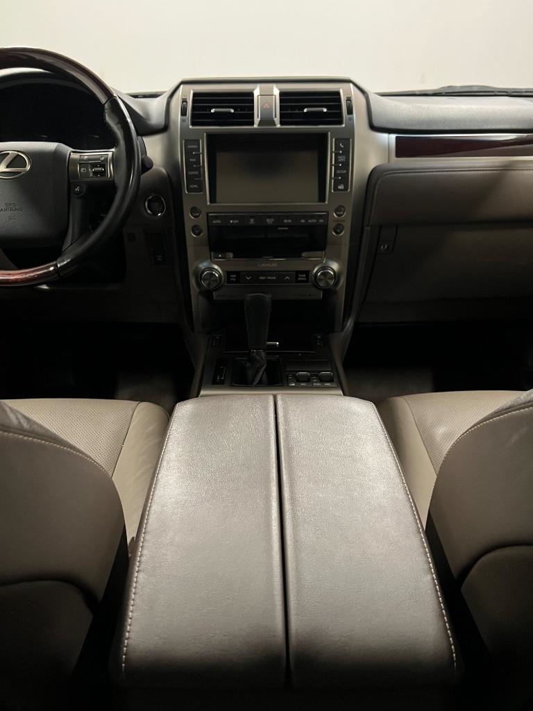 Lexus GX 460 Base 2018