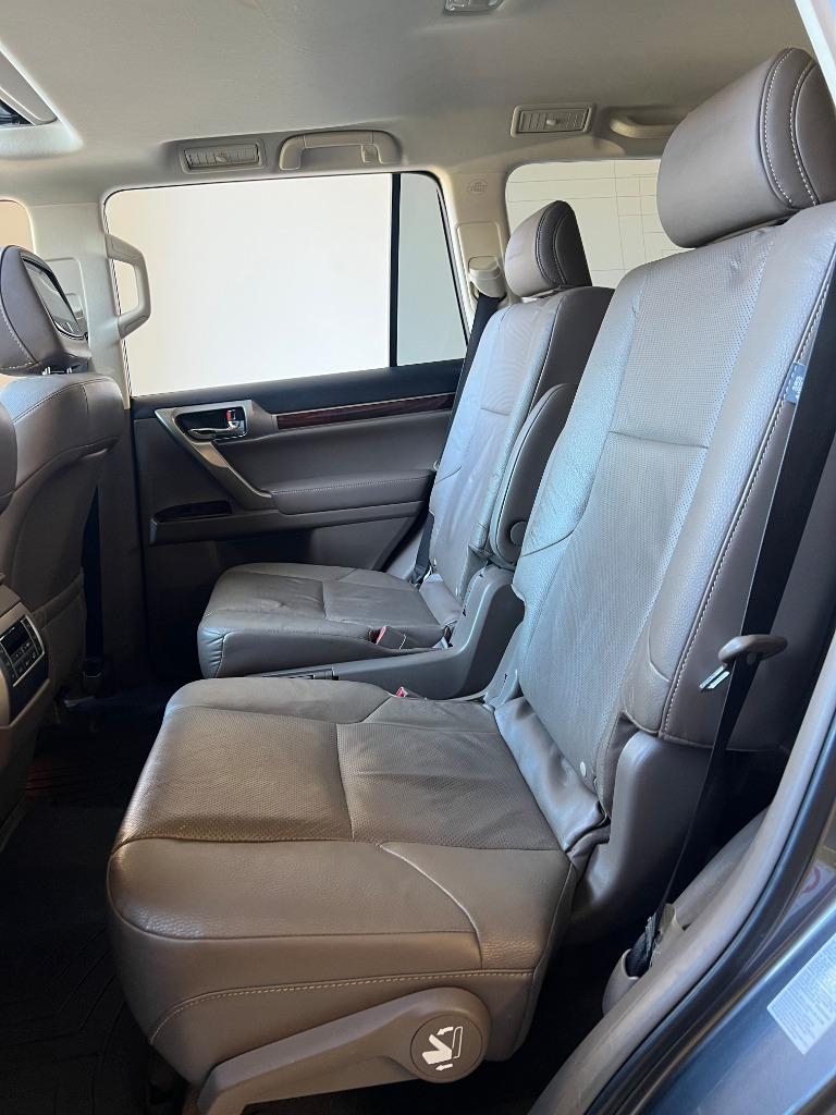 Lexus GX 460 Base 2018