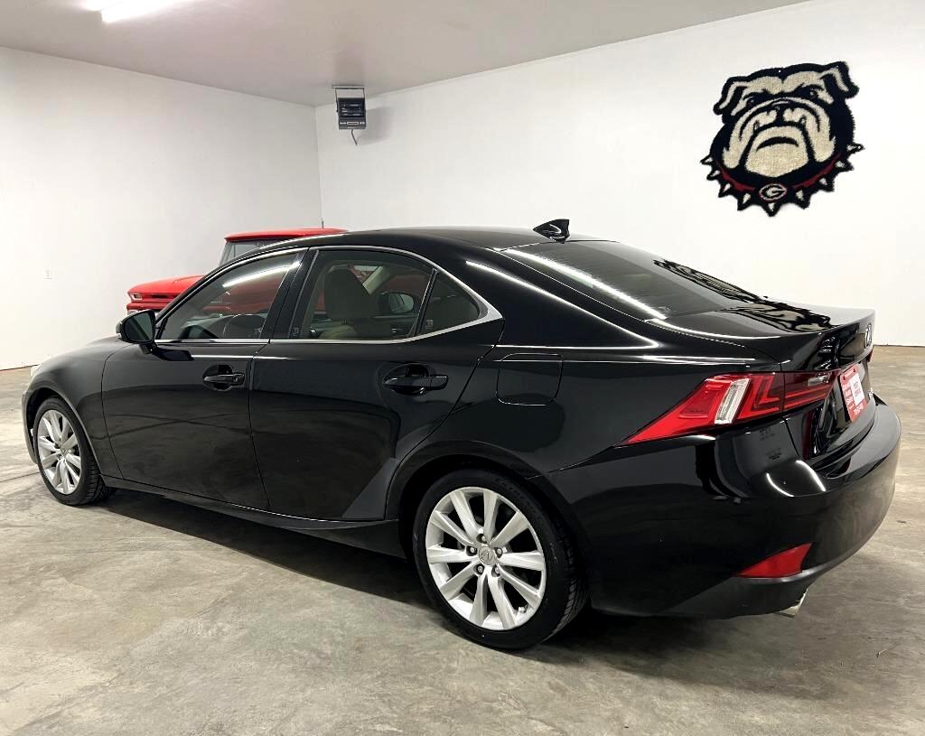 Lexus IS 250 RWD 2015