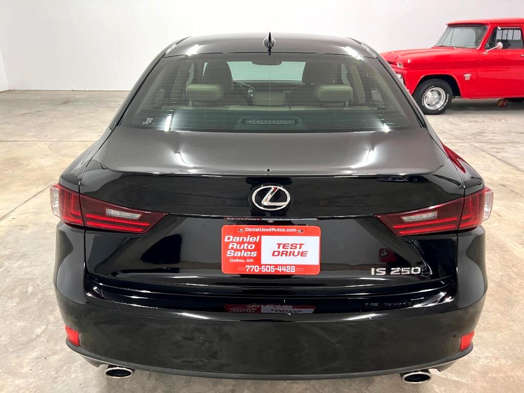 Lexus IS 250 RWD 2015