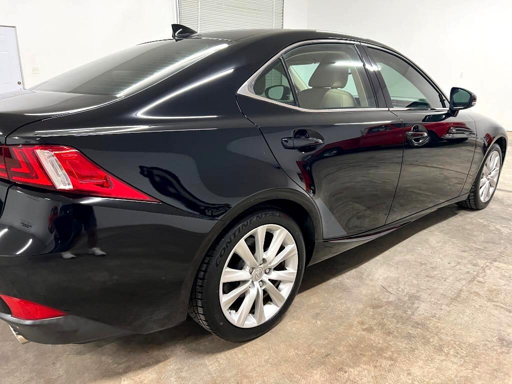 Lexus IS 250 RWD 2015