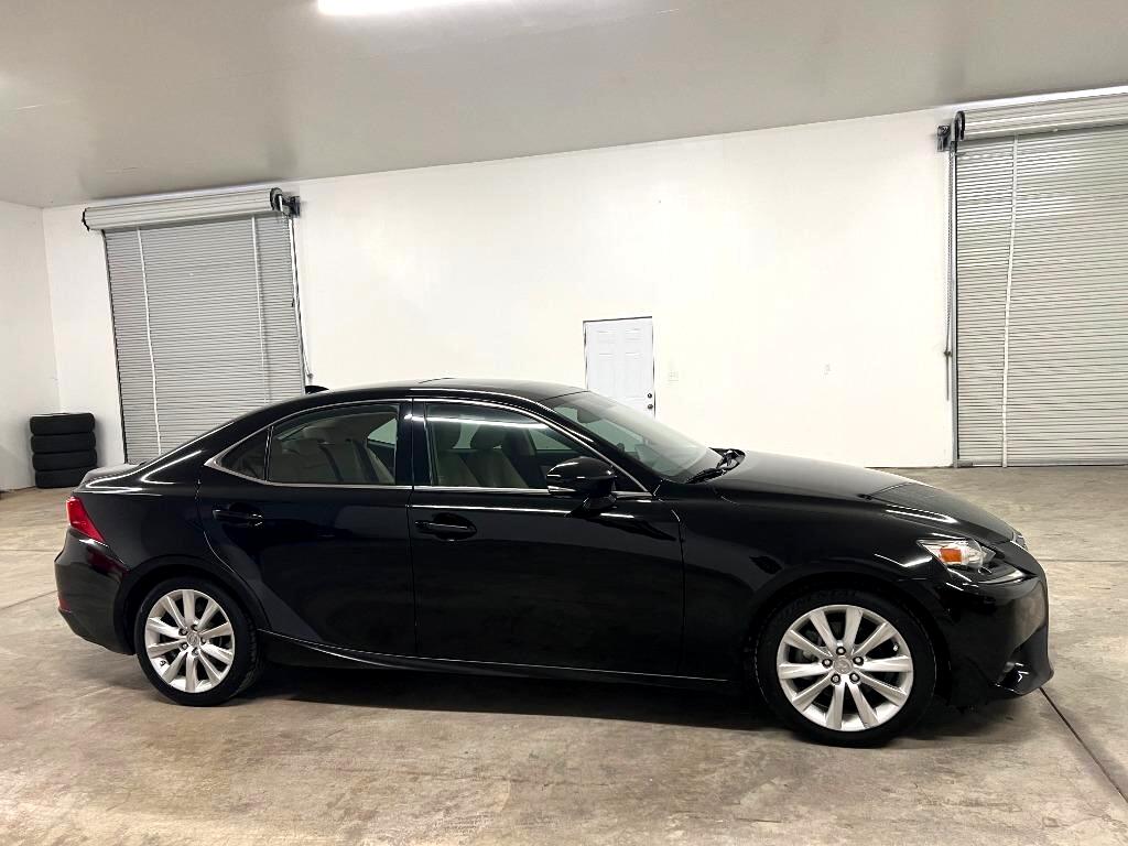 Lexus IS 250 RWD 2015