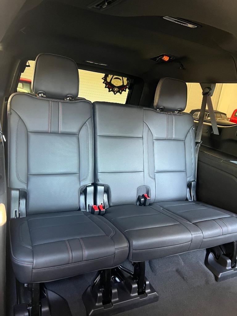 Chevrolet Suburban RST 2021