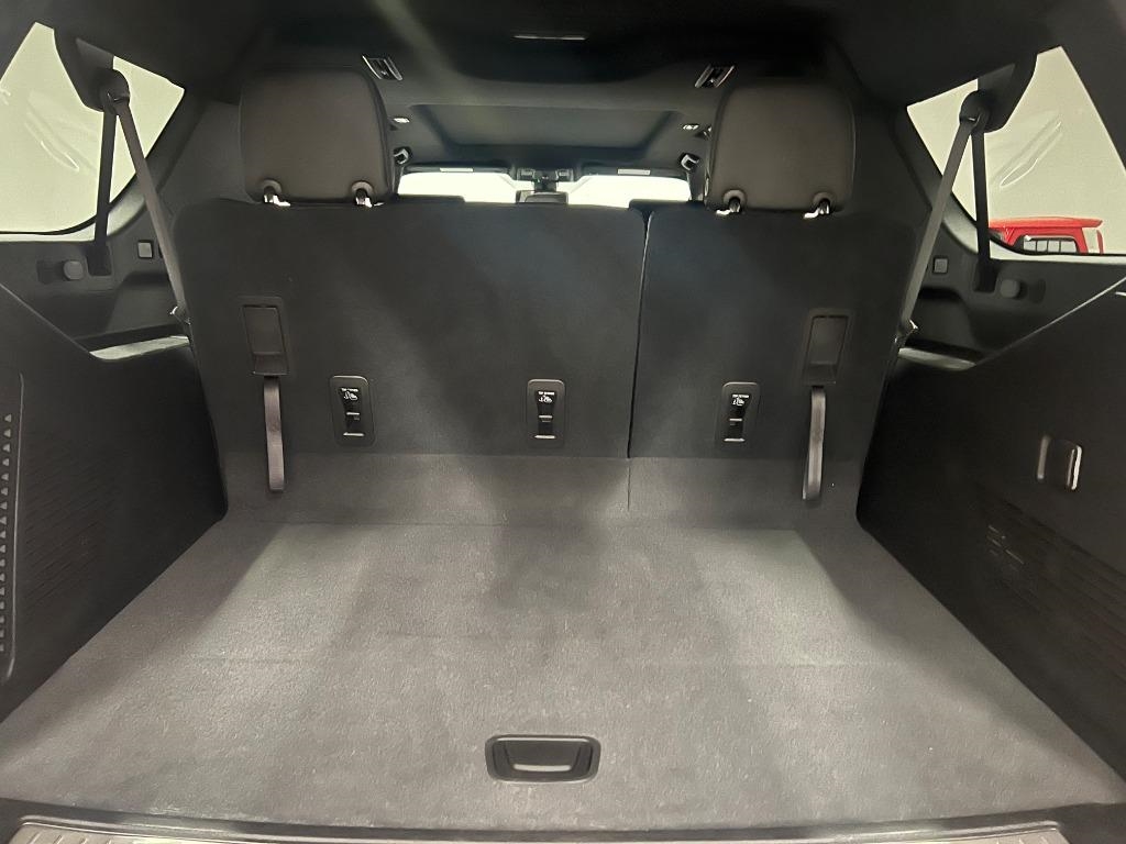 Chevrolet Suburban RST 2021