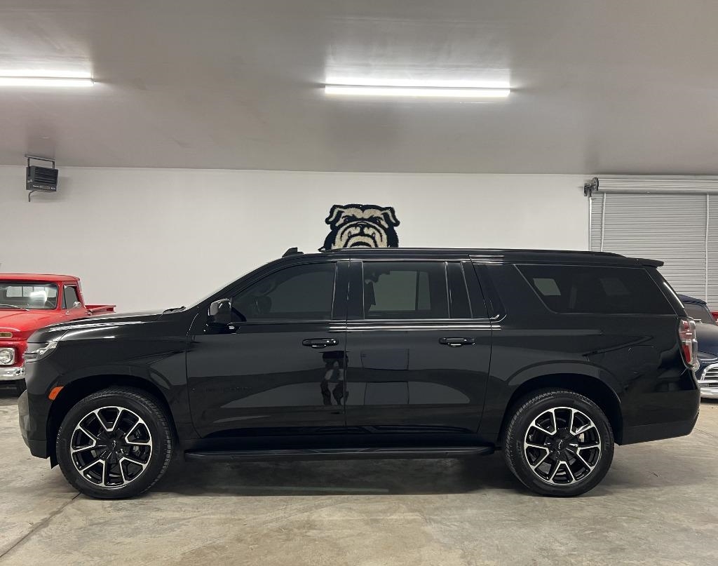 Chevrolet Suburban RST 2021