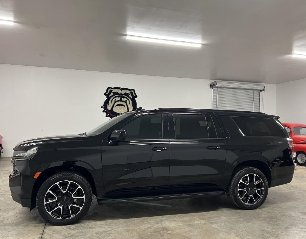 Chevrolet Suburban RST 2021