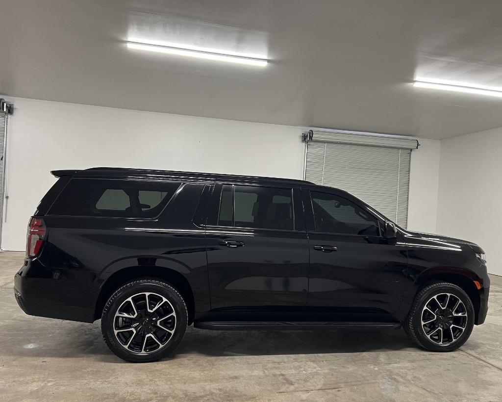 Chevrolet Suburban RST 2021