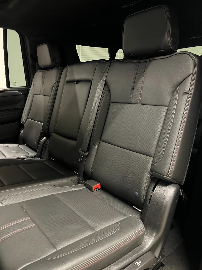 Chevrolet Suburban RST 2021