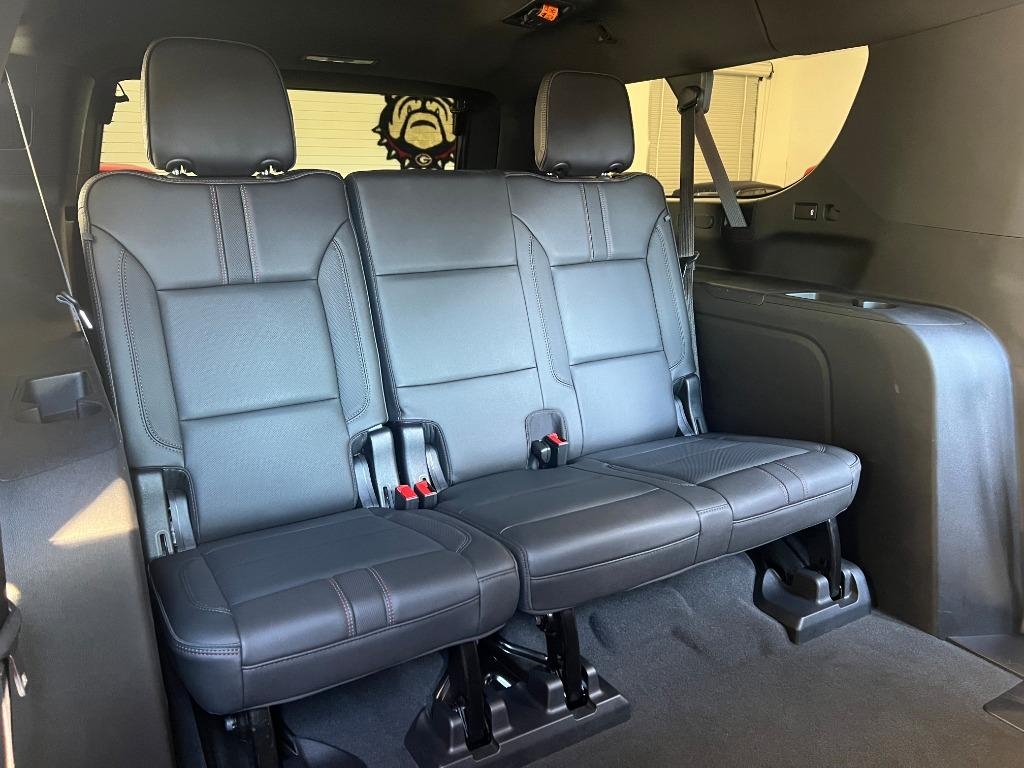 Chevrolet Suburban RST 2021