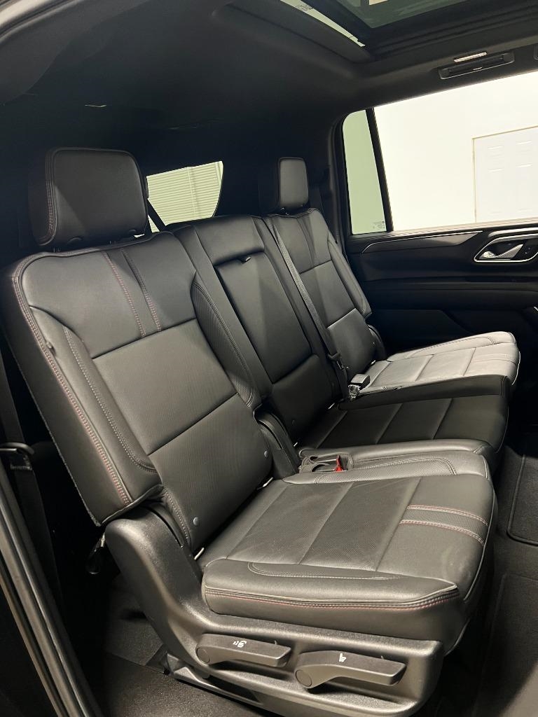 Chevrolet Suburban RST 2021