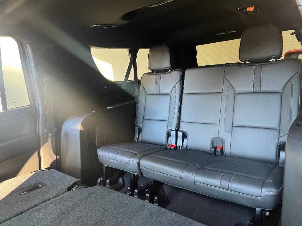 Chevrolet Suburban RST 2021