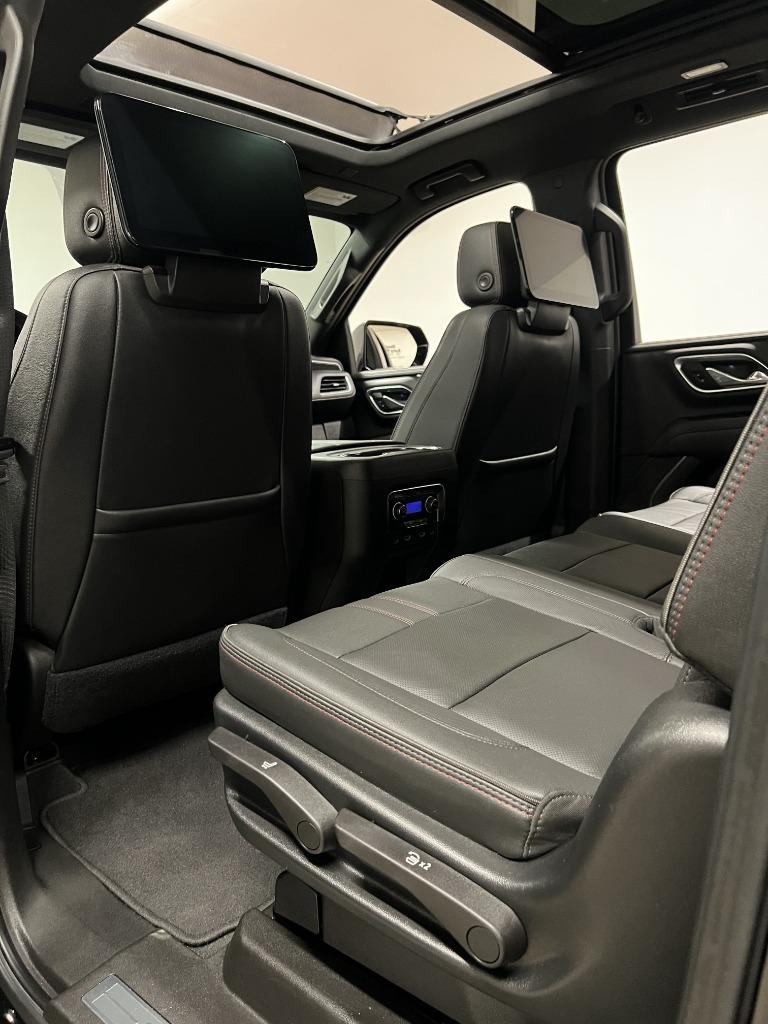 Chevrolet Suburban RST 2021