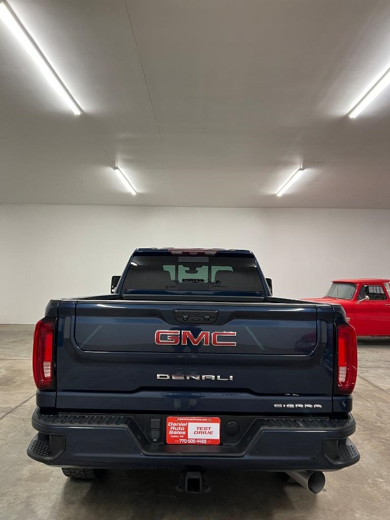 GMC Sierra 2500HD Denali Crew Cab 4WD SB 2022