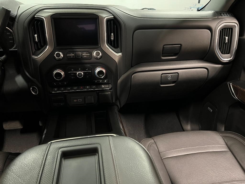 GMC Sierra 2500HD Denali Crew Cab 4WD SB 2022